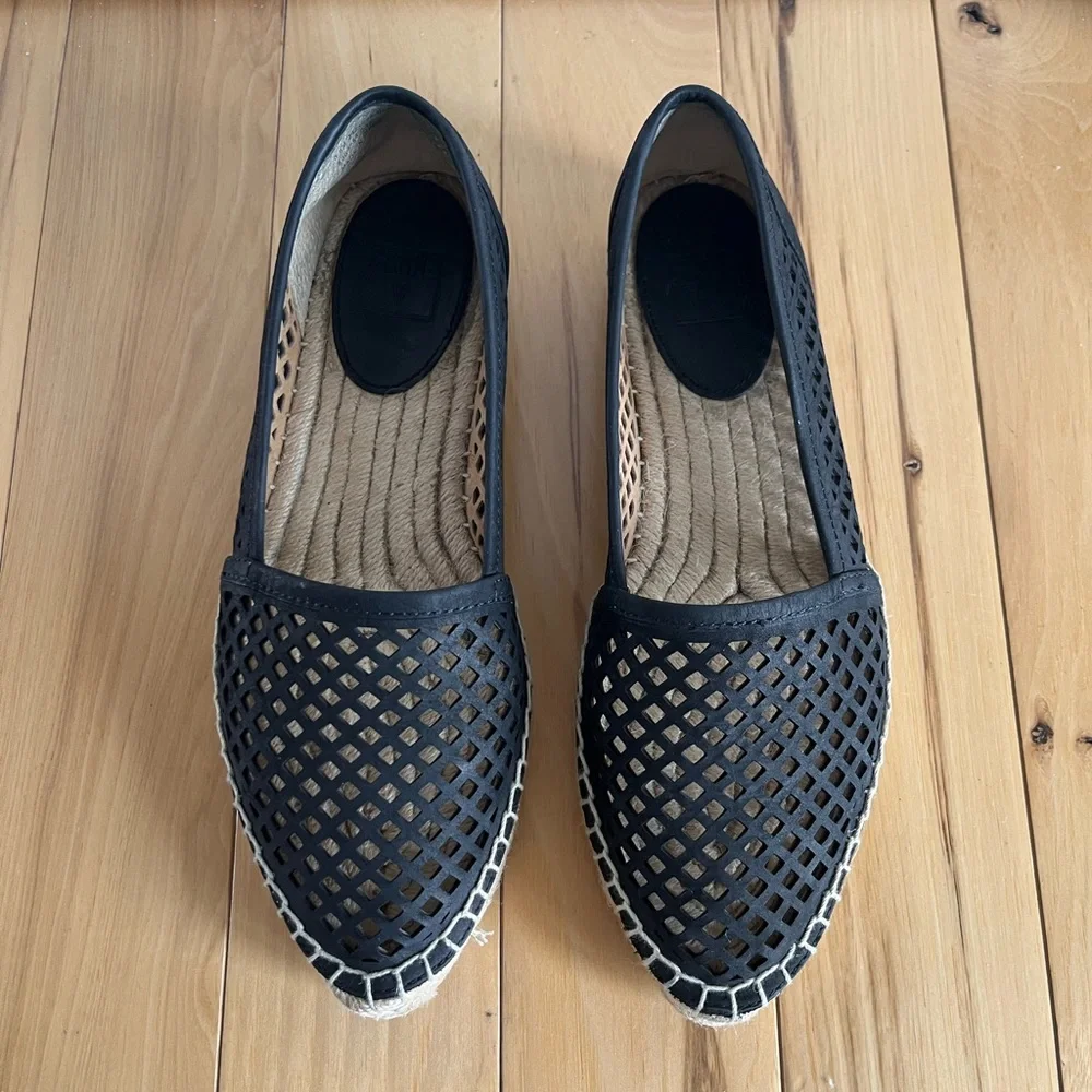 FRYE Lee A Line Perforated Espadrilles Women’s Slip on Shoes Size 8.5